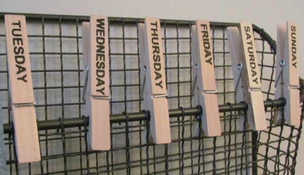Days of the Week Clothespins - Image 4